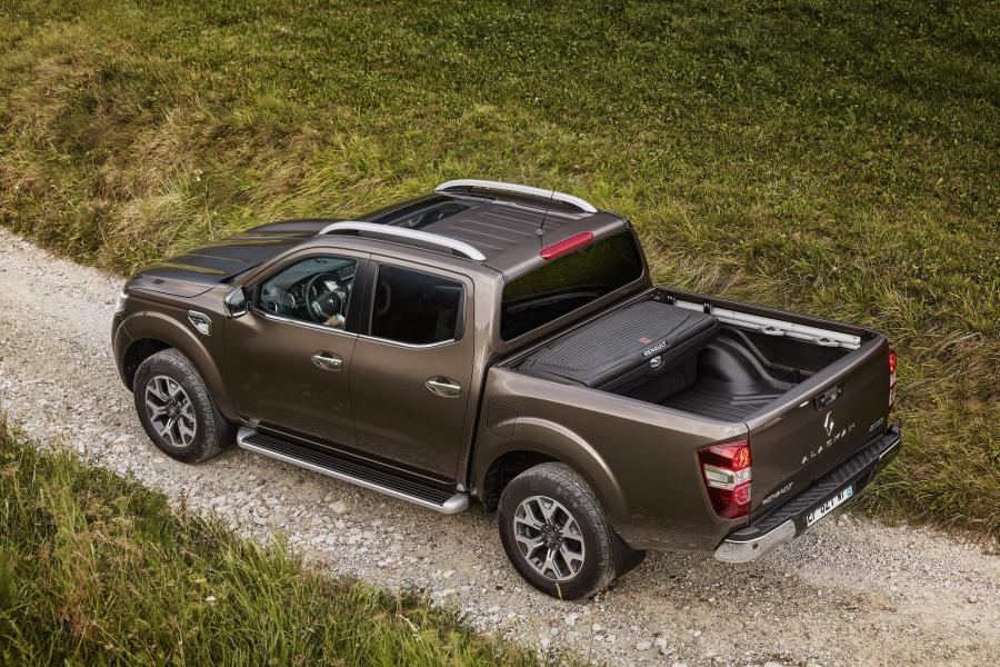  Renault Alaskan 2017 года  (WW) (фото 31 из 141)